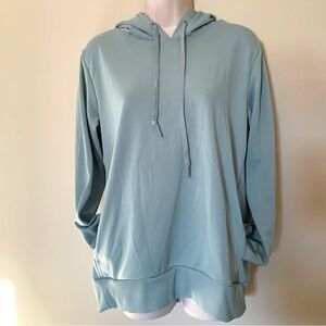 NWOT Mondetto women's sage green hoodie size small
